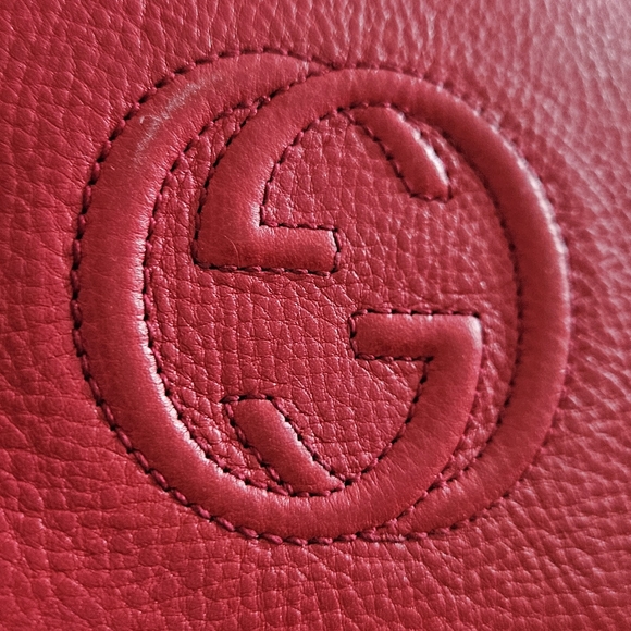 Gucci Soho Red Tassel Leather Zip Wallet With Gold Metal Hardware - Picture 7 of 16